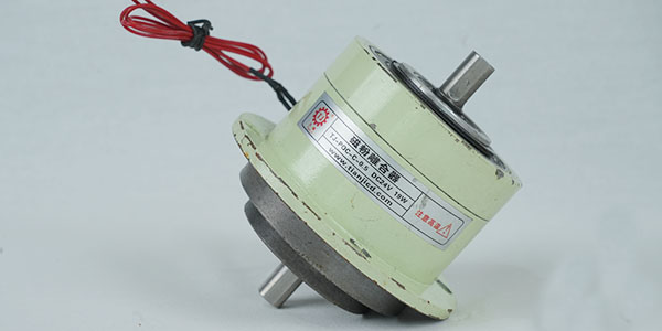 磁粉離合器在切紙生產(chǎn)線有什么優(yōu)勢