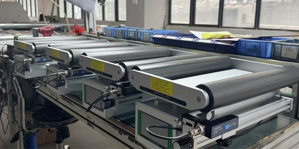 切紙機跑偏怎么辦？糾偏機來幫忙