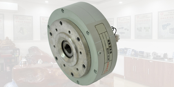 磁粉制動(dòng)器和傳統(tǒng)制動(dòng)器性能對(duì)比詳解